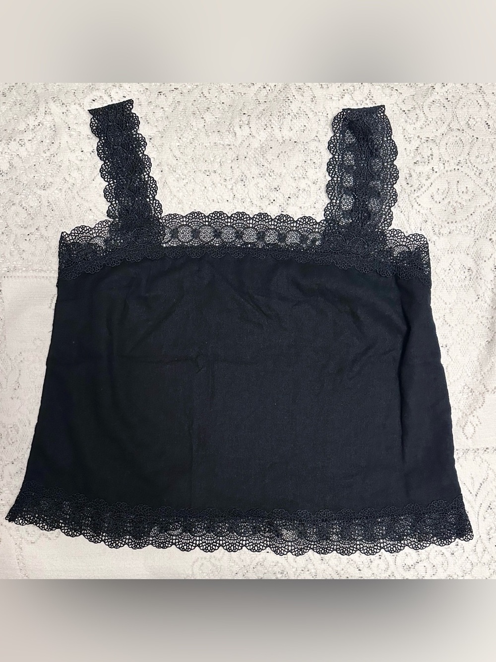 A New Day Size Medium Linen Rayon Black Solid Lace Trim Camisole Tank Top M